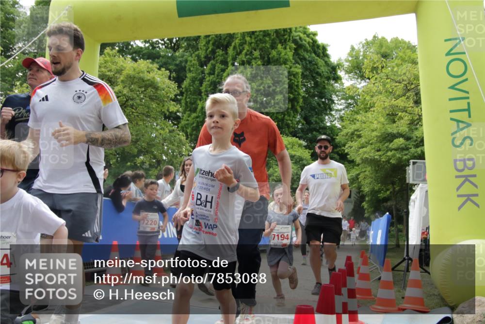 17.05.2025 - Störlauf H.Heesch http://msf.ph/oto/7853088 17.05.2025 13:02:58 Ziel  meine-sportfotos.de