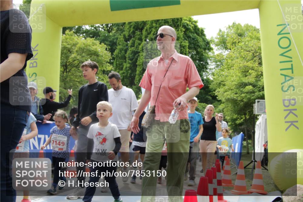 17.05.2025 - Störlauf H.Heesch http://msf.ph/oto/7853150 17.05.2025 13:03:23 Ziel  meine-sportfotos.de
