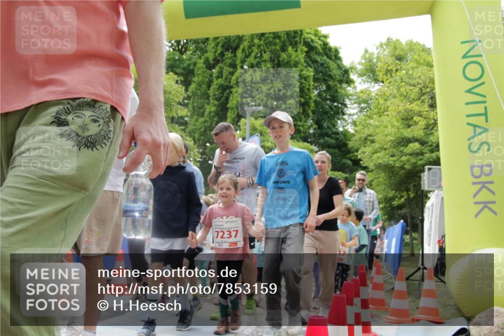 17.05.2025 - Störlauf H.Heesch http://msf.ph/oto/7853159 17.05.2025 13:03:25 Ziel  meine-sportfotos.de