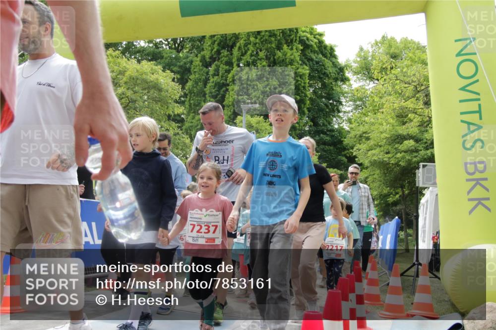 17.05.2025 - Störlauf H.Heesch http://msf.ph/oto/7853161 17.05.2025 13:03:25 Ziel  meine-sportfotos.de