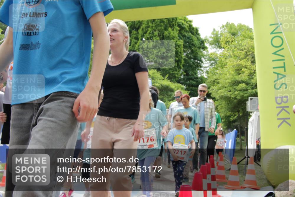 17.05.2025 - Störlauf H.Heesch http://msf.ph/oto/7853172 17.05.2025 13:03:27 Ziel  meine-sportfotos.de