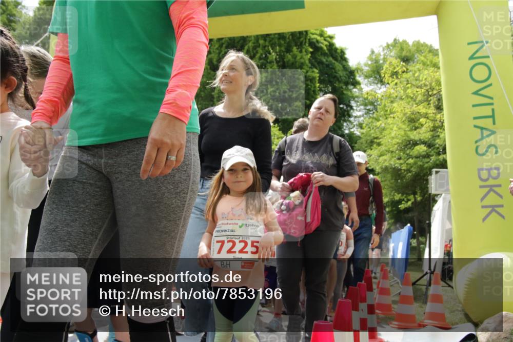 17.05.2025 - Störlauf H.Heesch http://msf.ph/oto/7853196 17.05.2025 13:03:36 Ziel  meine-sportfotos.de