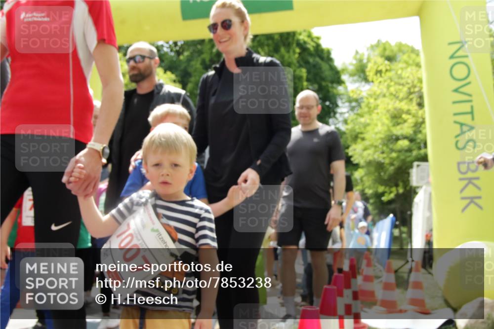 17.05.2025 - Störlauf H.Heesch http://msf.ph/oto/7853238 17.05.2025 13:03:53 Ziel  meine-sportfotos.de