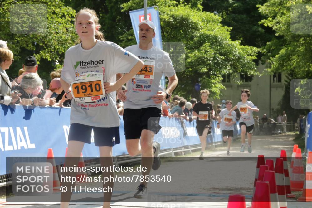 17.05.2025 - Störlauf H.Heesch http://msf.ph/oto/7853540 17.05.2025 15:27:42 Ziel  meine-sportfotos.de