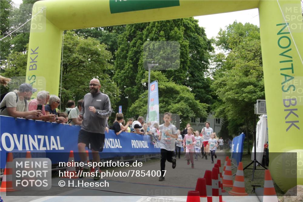 17.05.2025 - Störlauf H.Heesch http://msf.ph/oto/7854007 17.05.2025 13:45:10 Ziel  meine-sportfotos.de
