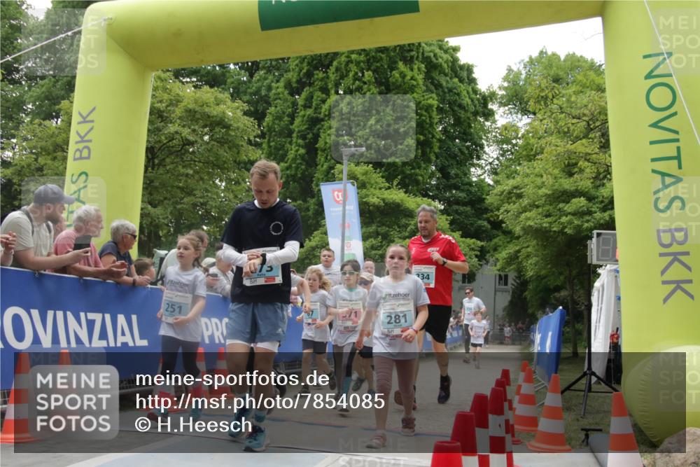 17.05.2025 - Störlauf H.Heesch http://msf.ph/oto/7854085 17.05.2025 13:45:37 Ziel  meine-sportfotos.de