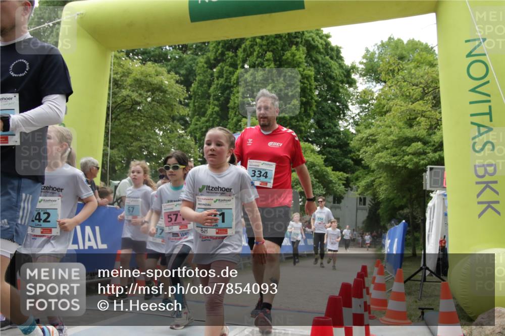 17.05.2025 - Störlauf H.Heesch http://msf.ph/oto/7854093 17.05.2025 13:45:39 Ziel  meine-sportfotos.de