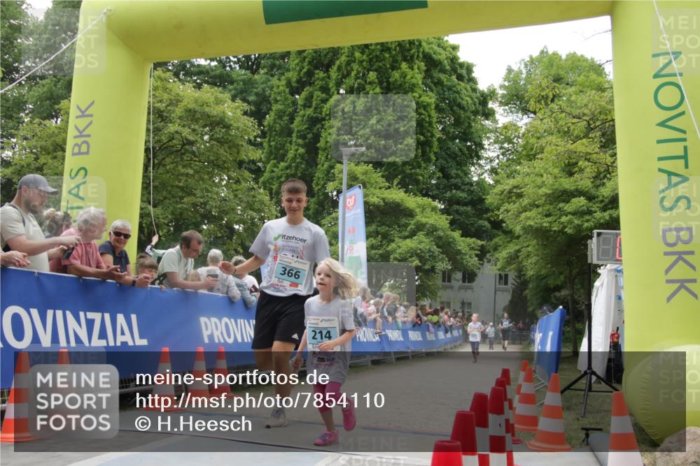 17.05.2025 - Störlauf H.Heesch http://msf.ph/oto/7854110 17.05.2025 13:45:50 Ziel  meine-sportfotos.de