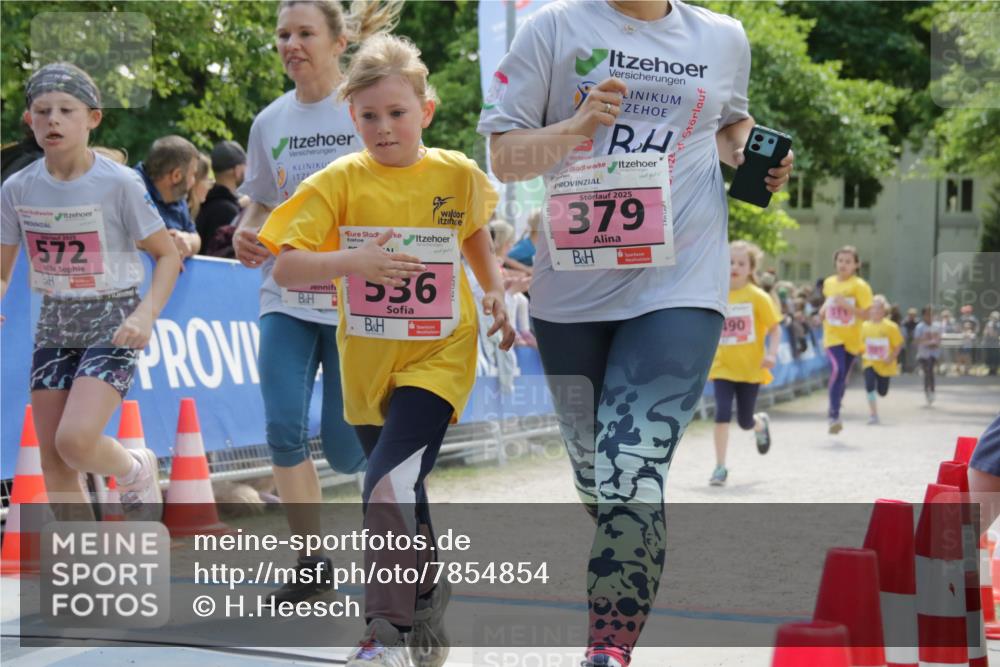 17.05.2025 - Störlauf H.Heesch http://msf.ph/oto/7854854 17.05.2025 14:00:02 Ziel  meine-sportfotos.de
