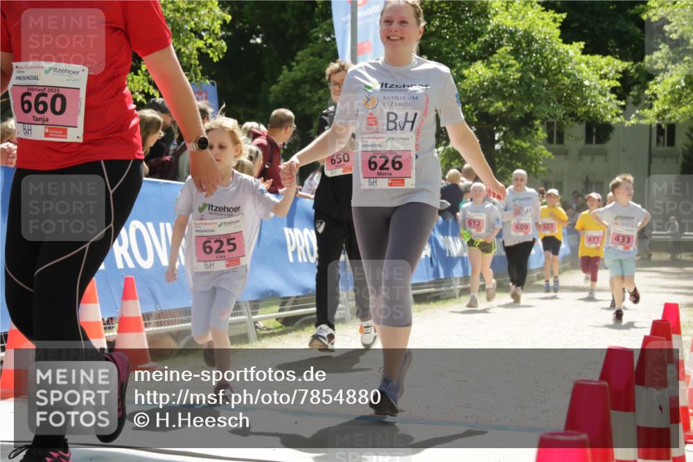 17.05.2025 - Störlauf H.Heesch http://msf.ph/oto/7854880 17.05.2025 14:00:35 Ziel  meine-sportfotos.de