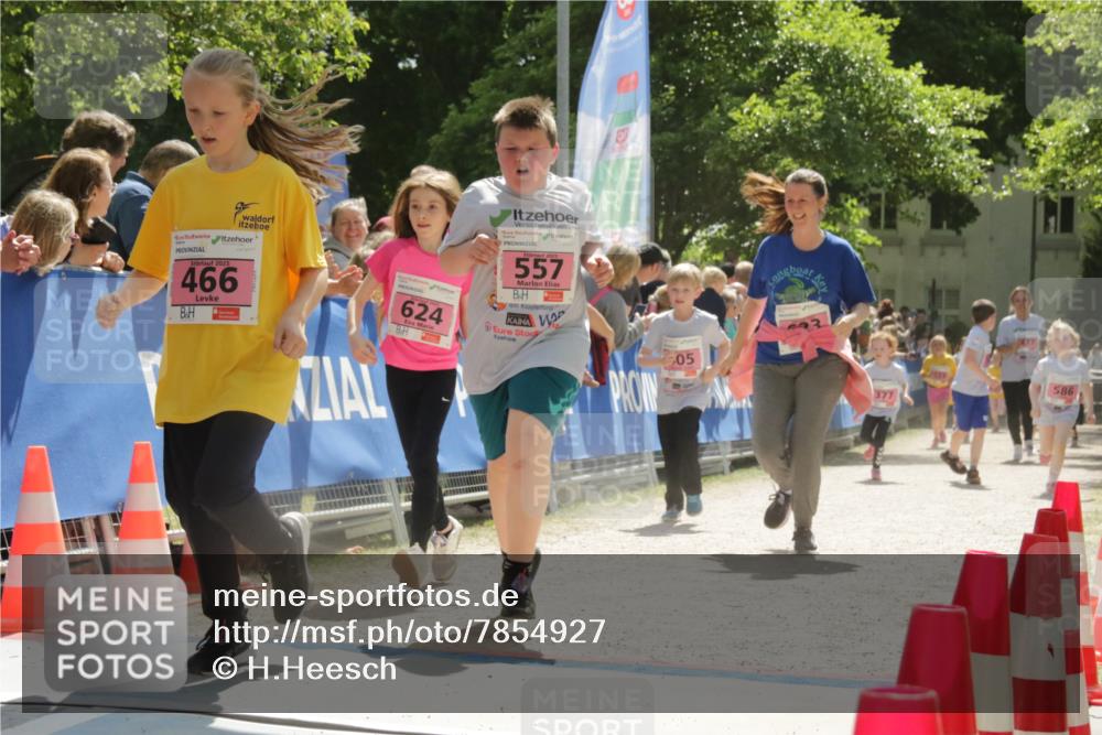 17.05.2025 - Störlauf H.Heesch http://msf.ph/oto/7854927 17.05.2025 14:02:13 Ziel  meine-sportfotos.de