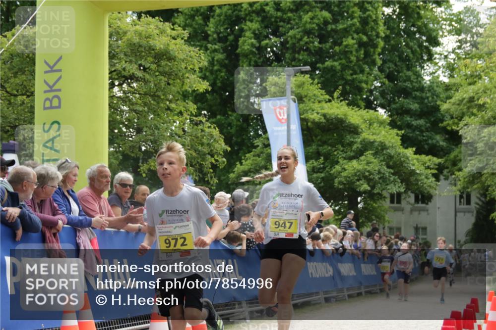 17.05.2025 - Störlauf H.Heesch http://msf.ph/oto/7854996 17.05.2025 14:10:35 Ziel  meine-sportfotos.de