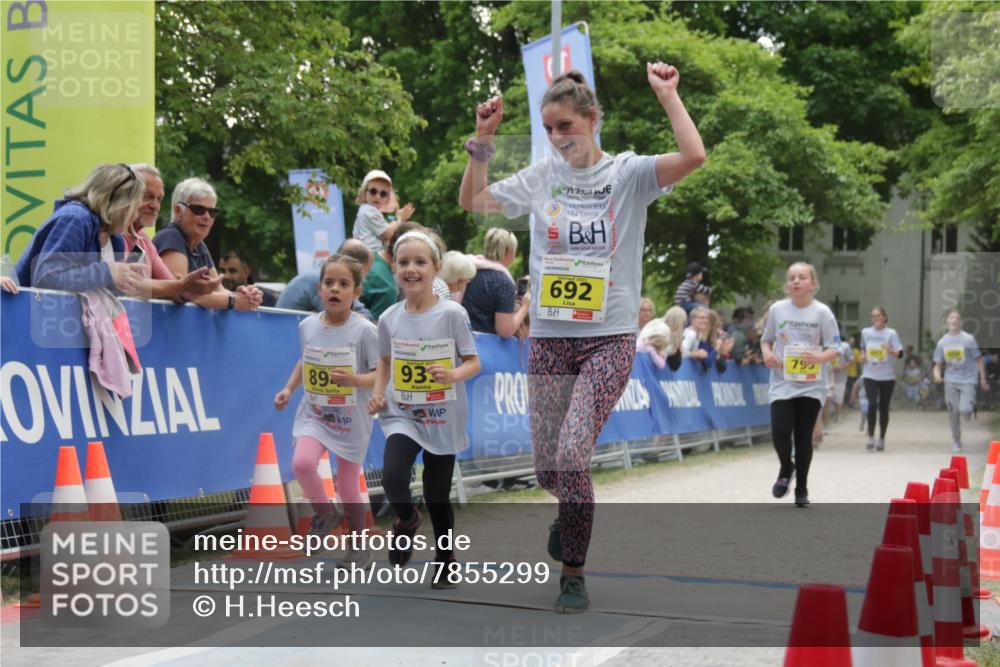 17.05.2025 - Störlauf H.Heesch http://msf.ph/oto/7855299 17.05.2025 14:15:25 Ziel  meine-sportfotos.de