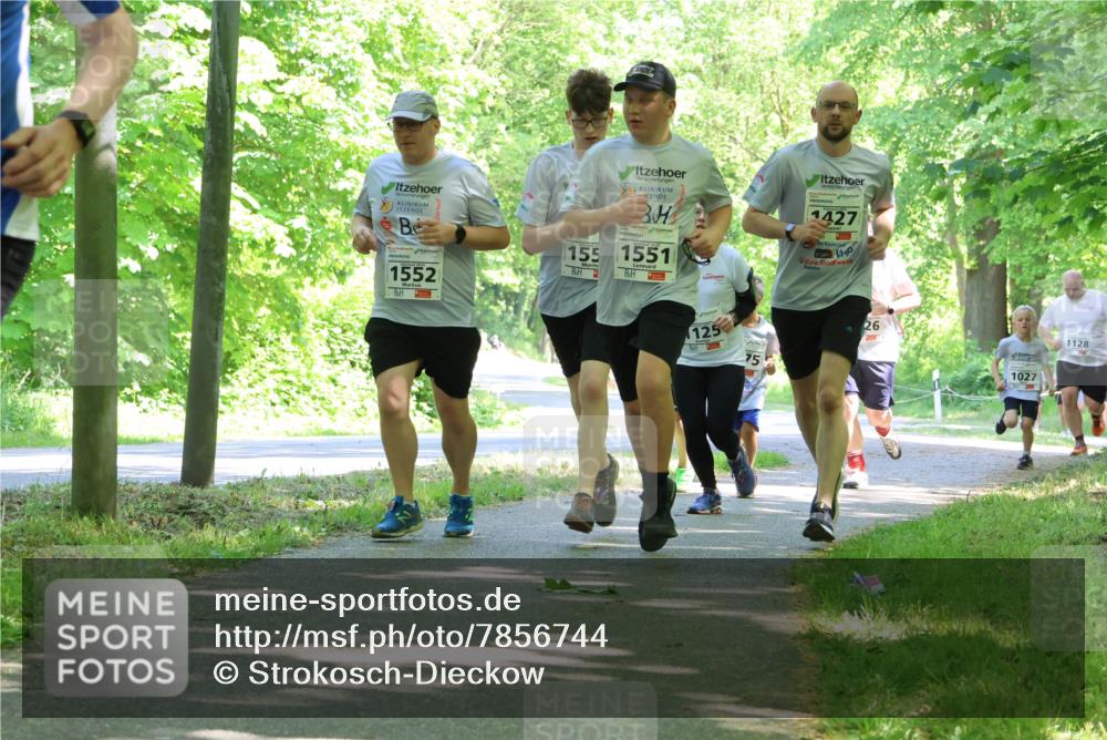17.05.2025 - Störlauf Strokosch-Dieckow http://msf.ph/oto/7856744 17.05.2025 14:43:44 Laufen 1552, 3, 155, 1551, 1427, 125, 75, 26, 1027, 1128 meine-sportfotos.de
