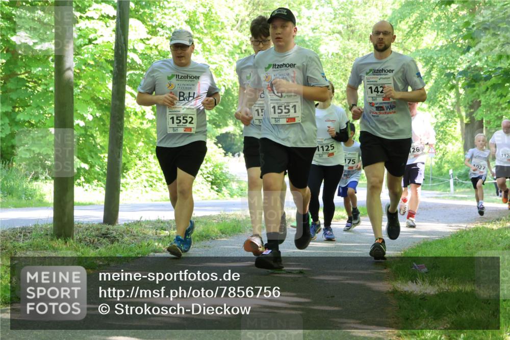 17.05.2025 - Störlauf Strokosch-Dieckow http://msf.ph/oto/7856756 17.05.2025 14:43:44 Laufen 1552, 15, 1551, 142, 1125, 175, 26, 1027, 112 meine-sportfotos.de