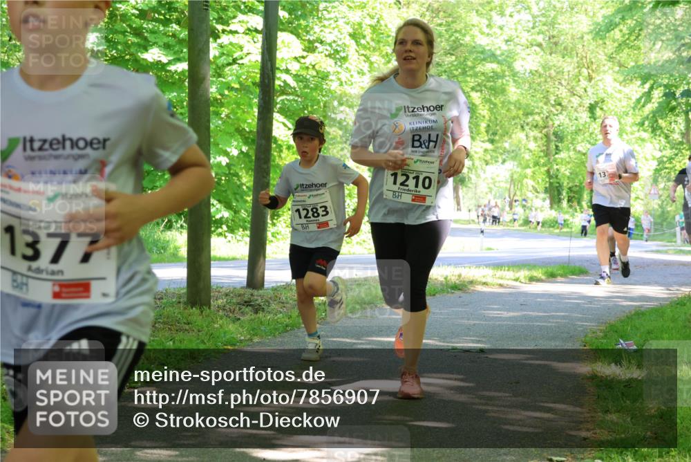 17.05.2025 - Störlauf Strokosch-Dieckow http://msf.ph/oto/7856907 17.05.2025 14:44:29 Laufen 1377, 1283, 1210, 13 meine-sportfotos.de