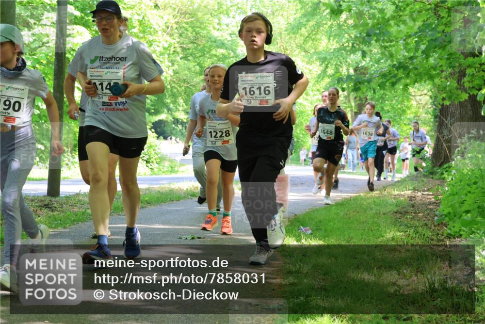 17.05.2025 - Störlauf Strokosch-Dieckow http://msf.ph/oto/7858031 17.05.2025 14:49:56 Laufen 2025, 90, 2025, 114, 1228, 1616, 1648, 1638 meine-sportfotos.de