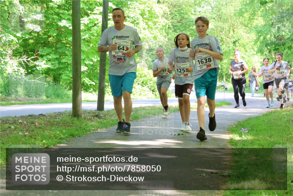 17.05.2025 - Störlauf Strokosch-Dieckow http://msf.ph/oto/7858050 17.05.2025 14:50:00 Laufen 643, 38, 1255, 1638, 1430, 1041, 1036 meine-sportfotos.de