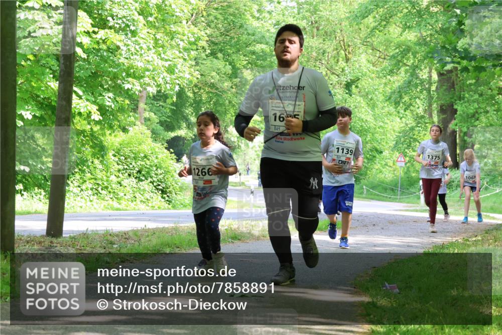 17.05.2025 - Störlauf Strokosch-Dieckow http://msf.ph/oto/7858891 17.05.2025 14:55:44 Laufen 1266, 16, 1139, 1375, 1069 meine-sportfotos.de