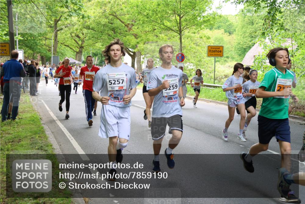 17.05.2025 - Störlauf Strokosch-Dieckow http://msf.ph/oto/7859190 17.05.2025 15:01:08 Laufen 5257, 259, 2369 meine-sportfotos.de