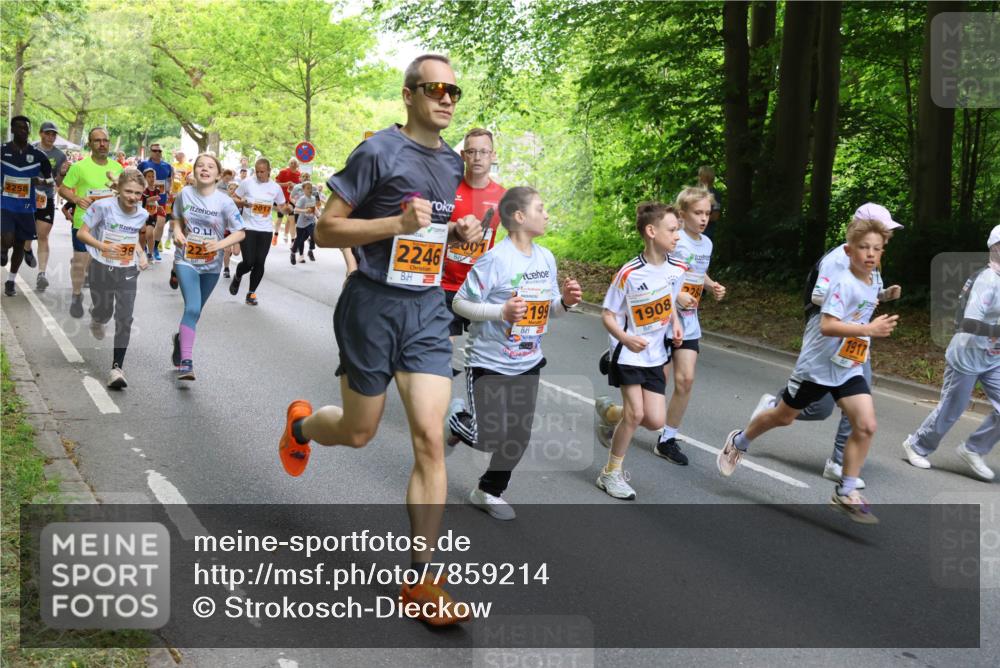17.05.2025 - Störlauf Strokosch-Dieckow http://msf.ph/oto/7859214 17.05.2025 15:01:18 Laufen 2258, 2246, 001, 199, 1908, 28, 1917 meine-sportfotos.de
