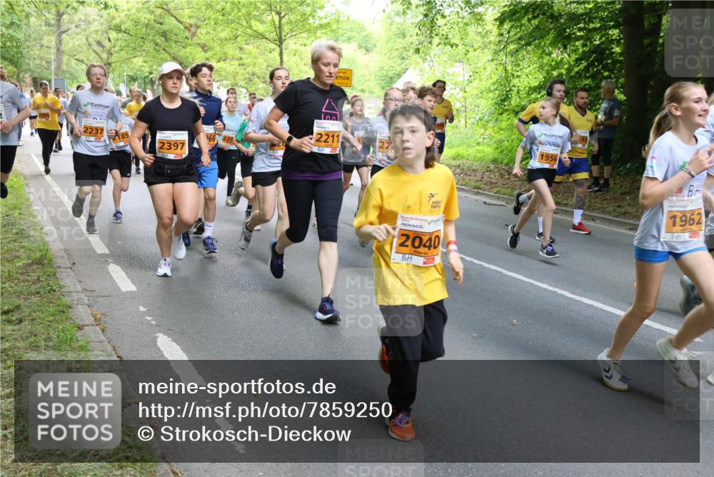 17.05.2025 - Störlauf Strokosch-Dieckow http://msf.ph/oto/7859250 17.05.2025 15:01:26 Laufen 2104, 2211, 2237, 166, 229, 2397, 20, 2040, 1956, 1962 meine-sportfotos.de