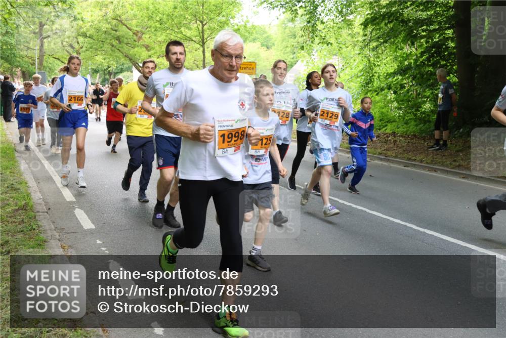 17.05.2025 - Störlauf Strokosch-Dieckow http://msf.ph/oto/7859293 17.05.2025 15:01:40 Laufen 2166, 1998, 125, 128, 2129 meine-sportfotos.de