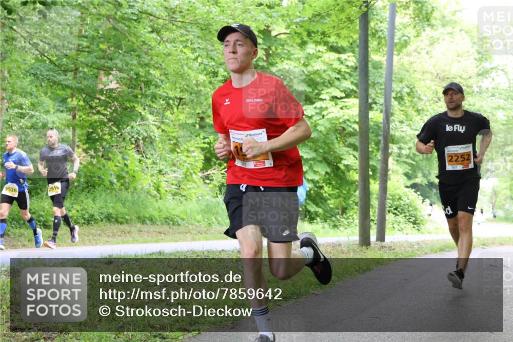 17.05.2025 - Störlauf Strokosch-Dieckow http://msf.ph/oto/7859642 17.05.2025 15:21:11 Laufen 2526, 2816, 2252 meine-sportfotos.de