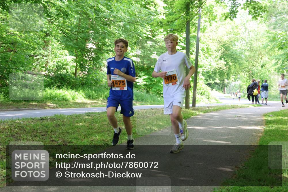 17.05.2025 - Störlauf Strokosch-Dieckow http://msf.ph/oto/7860072 17.05.2025 15:23:51 Laufen 1975, 1970 meine-sportfotos.de