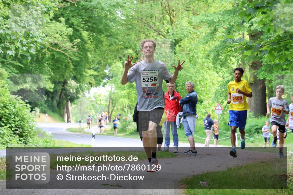 17.05.2025 - Störlauf Strokosch-Dieckow http://msf.ph/oto/7860129 17.05.2025 15:24:12 Laufen 5258, 2300, 2366 meine-sportfotos.de