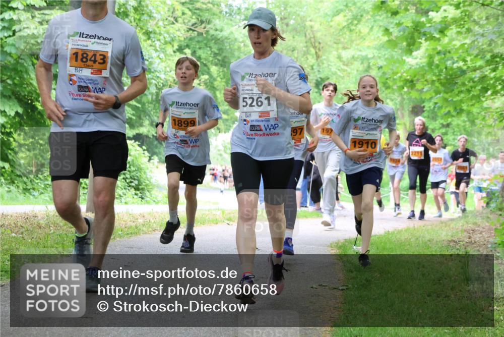 17.05.2025 - Störlauf Strokosch-Dieckow http://msf.ph/oto/7860658 17.05.2025 15:26:03 Laufen 2025, 1843, 1899, 2025, 5261, 97, 197, 1910, 2211, 2057 meine-sportfotos.de