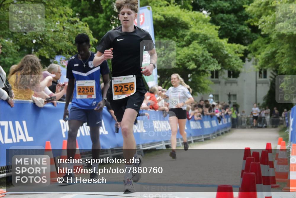 17.05.2025 - Störlauf H.Heesch http://msf.ph/oto/7860760 17.05.2025 15:24:13 Ziel  meine-sportfotos.de