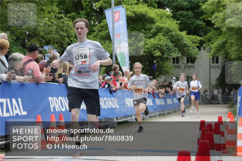 17.05.2025 - Störlauf H.Heesch http://msf.ph/oto/7860839 17.05.2025 15:25:39 Ziel  meine-sportfotos.de