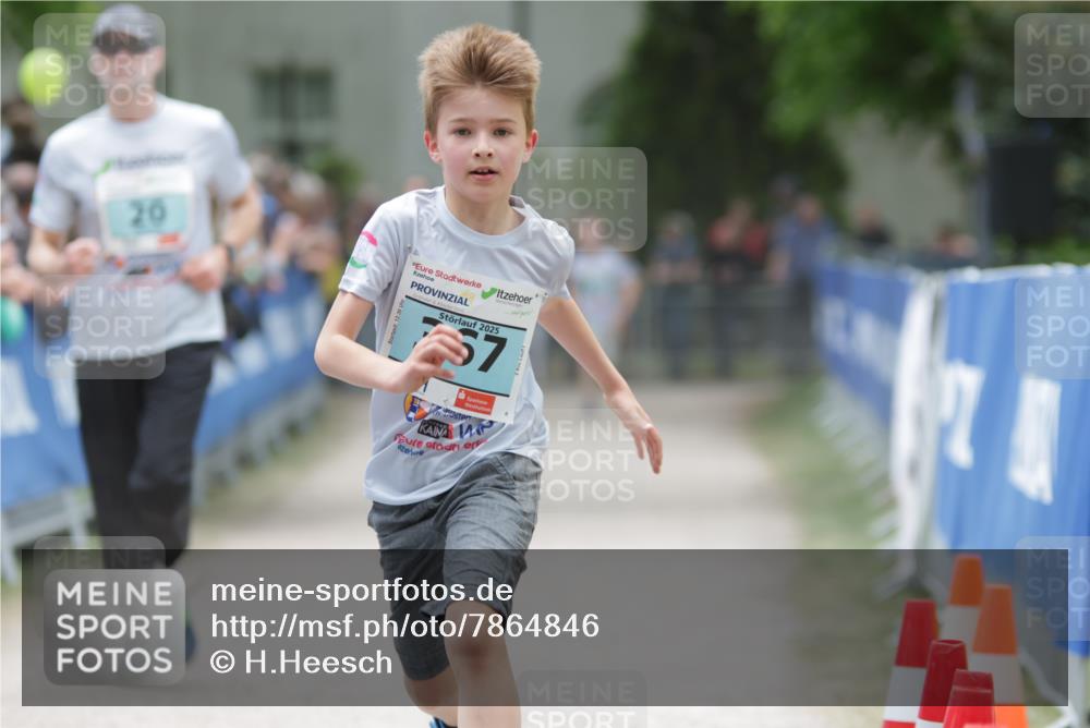 17.05.2025 - Störlauf H.Heesch http://msf.ph/oto/7864846 17.05.2025 13:41:57 Ziel  meine-sportfotos.de