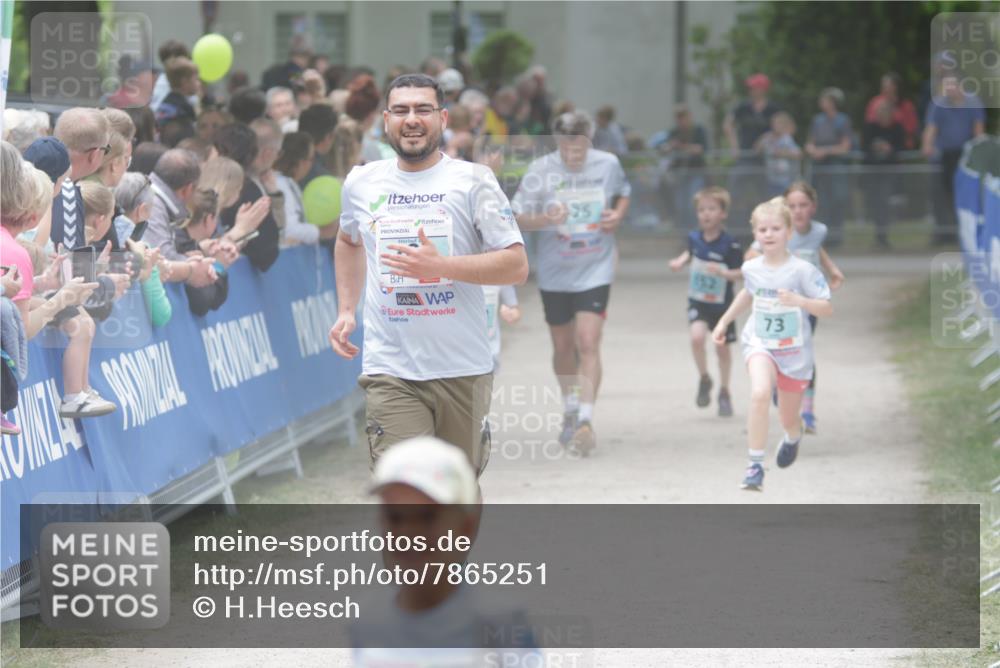 17.05.2025 - Störlauf H.Heesch http://msf.ph/oto/7865251 17.05.2025 13:42:28 Ziel  meine-sportfotos.de
