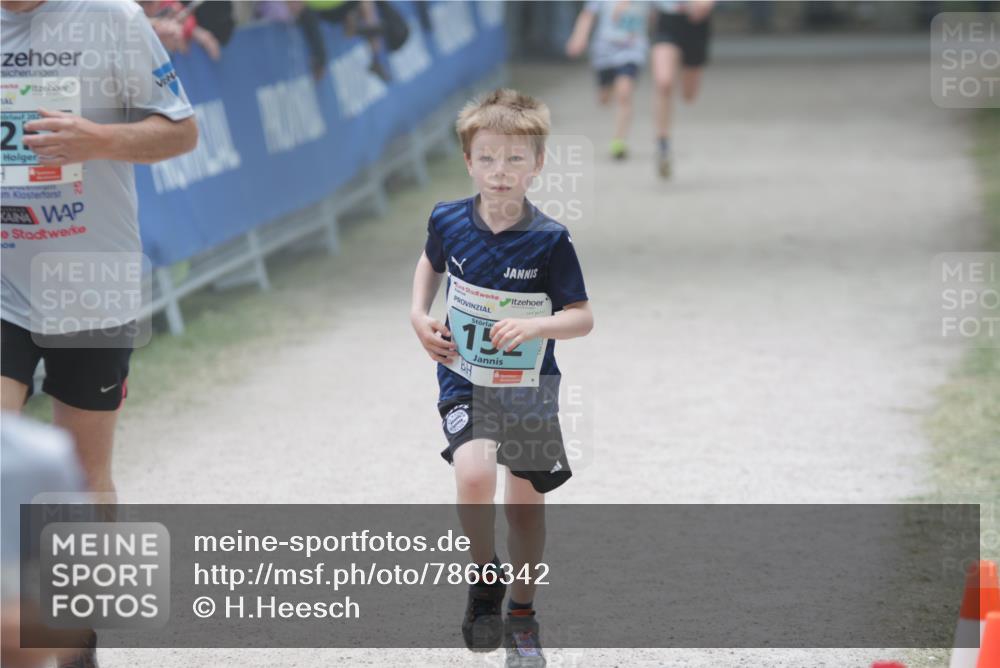 17.05.2025 - Störlauf H.Heesch http://msf.ph/oto/7866342 17.05.2025 13:42:34 Ziel  meine-sportfotos.de
