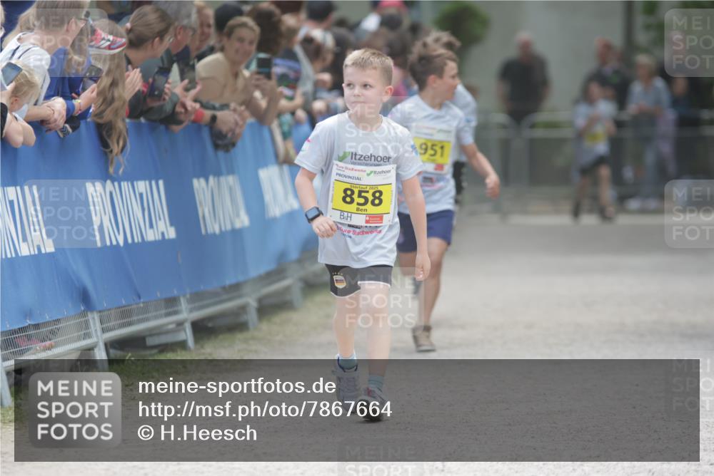 17.05.2025 - Störlauf H.Heesch http://msf.ph/oto/7867664 17.05.2025 14:13:30 Ziel  meine-sportfotos.de