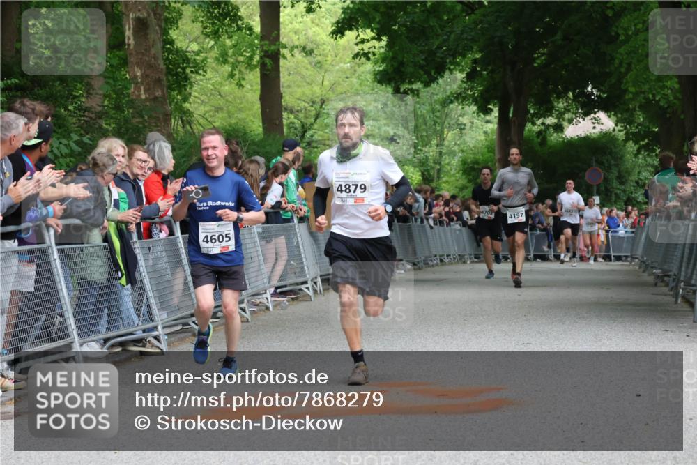 17.05.2025 - Störlauf Strokosch-Dieckow http://msf.ph/oto/7868279 17.05.2025 18:51:52 Ziel 4879, 4605, 4702, 4197, 4642 meine-sportfotos.de