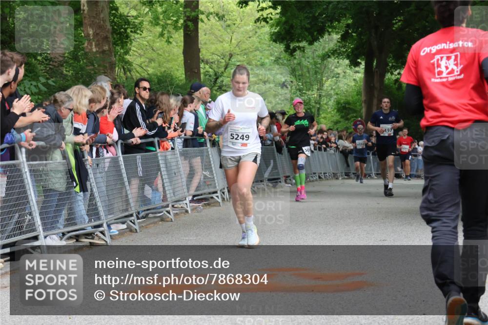 17.05.2025 - Störlauf Strokosch-Dieckow http://msf.ph/oto/7868304 17.05.2025 18:52:07 Ziel 5249, 50, 4592, 197 meine-sportfotos.de