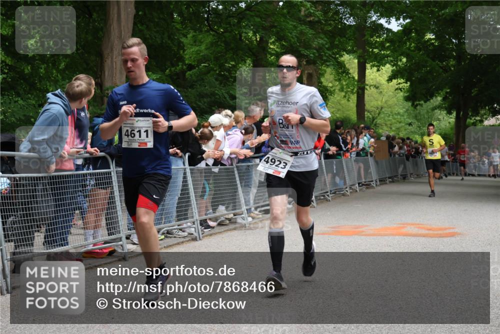 17.05.2025 - Störlauf Strokosch-Dieckow http://msf.ph/oto/7868466 17.05.2025 18:53:00 Ziel 4923, 4611 meine-sportfotos.de