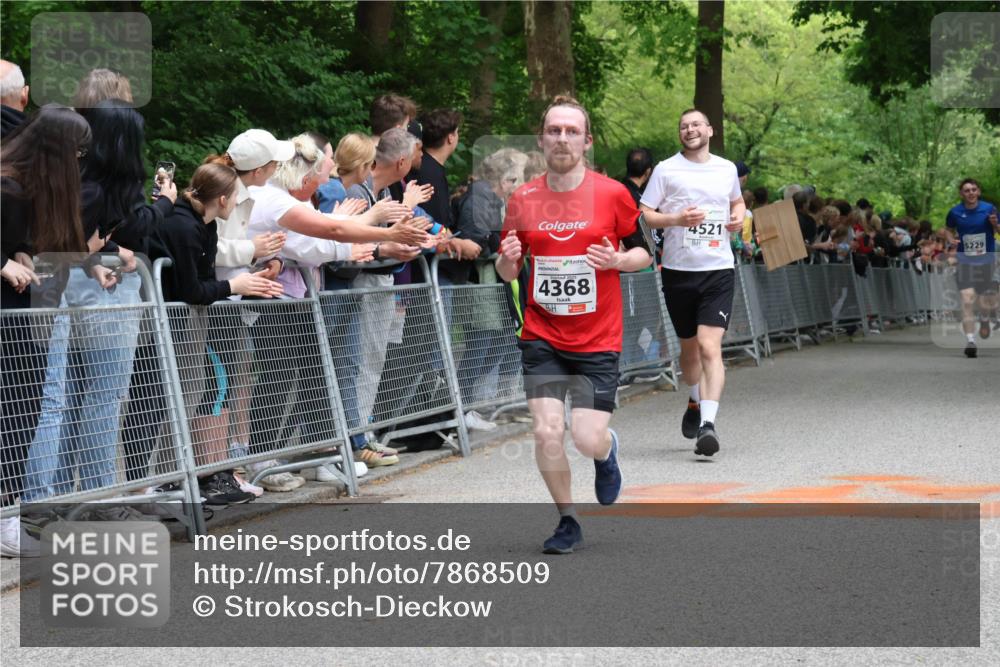 17.05.2025 - Störlauf Strokosch-Dieckow http://msf.ph/oto/7868509 17.05.2025 18:53:10 Ziel 4368, 4521, 229 meine-sportfotos.de
