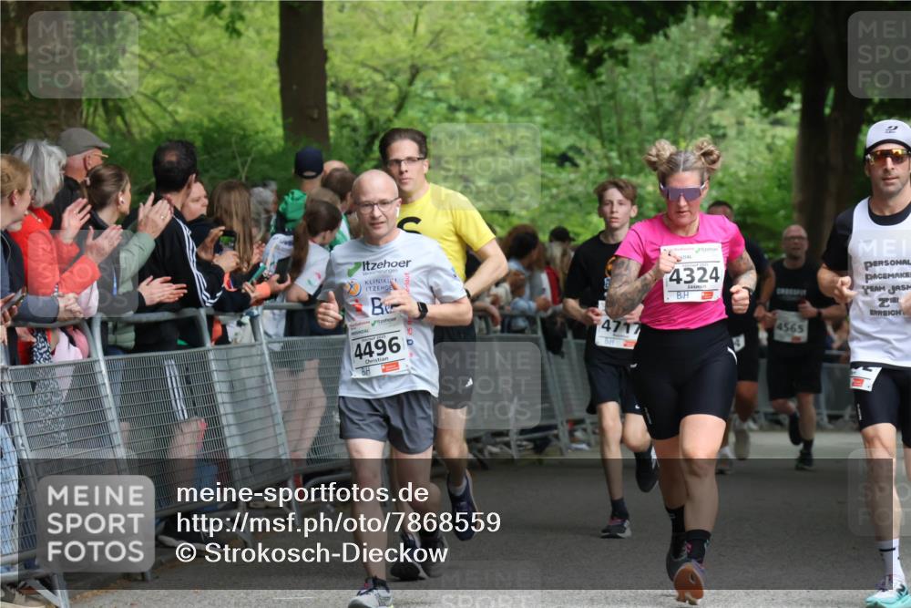 17.05.2025 - Störlauf Strokosch-Dieckow http://msf.ph/oto/7868559 17.05.2025 18:53:19 Ziel 4496, 471, 69, 4324, 4565 meine-sportfotos.de