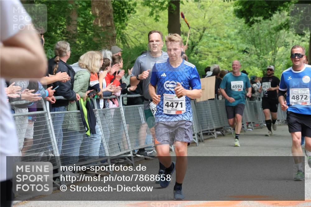 17.05.2025 - Störlauf Strokosch-Dieckow http://msf.ph/oto/7868658 17.05.2025 18:53:44 Ziel 2025, 4471, 4593, 4615, 4872 meine-sportfotos.de