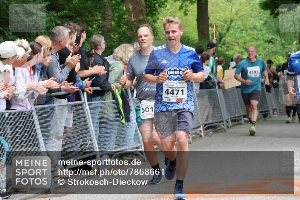 17.05.2025 - Störlauf Strokosch-Dieckow http://msf.ph/oto/7868661 17.05.2025 18:53:45 Ziel 501, 4471, 4593 meine-sportfotos.de