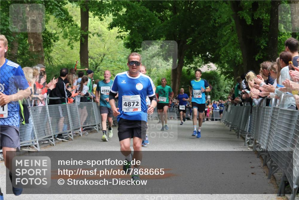 17.05.2025 - Störlauf Strokosch-Dieckow http://msf.ph/oto/7868665 17.05.2025 18:53:46 Ziel 4593, 4872, 4403, 5186, 5156 meine-sportfotos.de