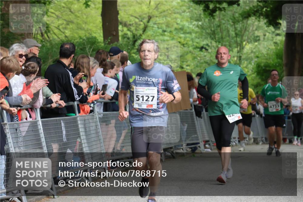 17.05.2025 - Störlauf Strokosch-Dieckow http://msf.ph/oto/7868715 17.05.2025 18:53:57 Ziel 2025, 5127, 44, 4733 meine-sportfotos.de