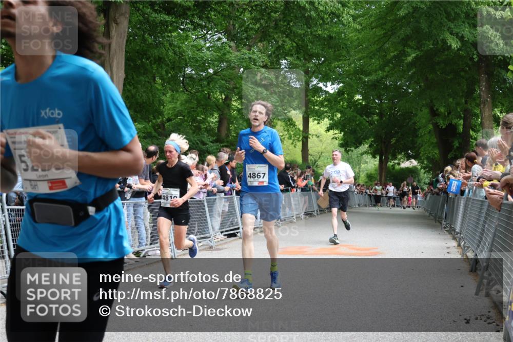 17.05.2025 - Störlauf Strokosch-Dieckow http://msf.ph/oto/7868825 17.05.2025 18:54:34 Ziel 5200, 14810, 4867 meine-sportfotos.de