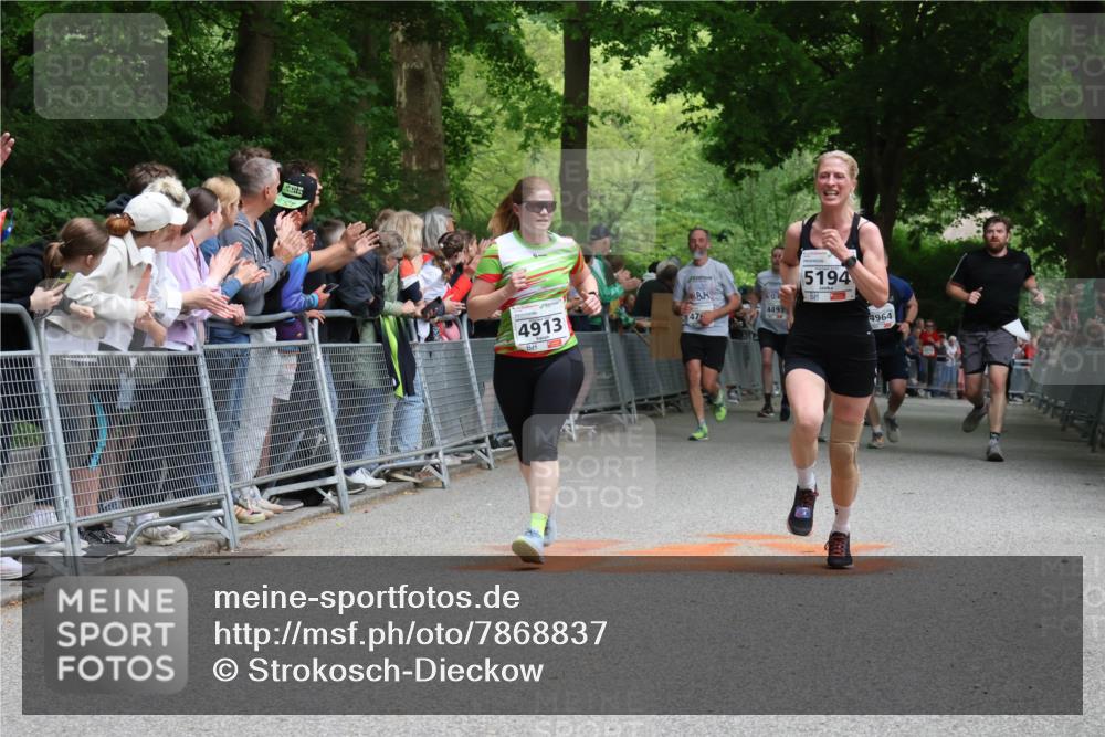 17.05.2025 - Störlauf Strokosch-Dieckow http://msf.ph/oto/7868837 17.05.2025 18:54:43 Ziel 4913, 47, 4491, 5194, 4964 meine-sportfotos.de