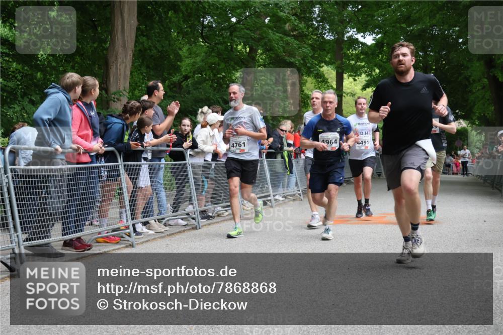 17.05.2025 - Störlauf Strokosch-Dieckow http://msf.ph/oto/7868868 17.05.2025 18:54:48 Ziel 4761, 4964, 4491 meine-sportfotos.de