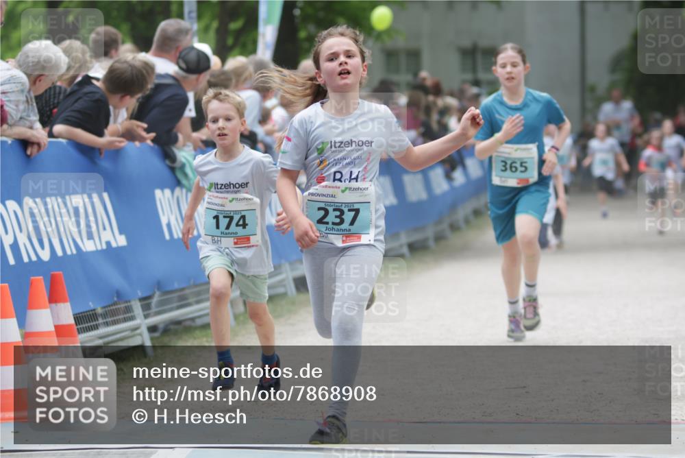 17.05.2025 - Störlauf H.Heesch http://msf.ph/oto/7868908 17.05.2025 13:43:03 Ziel  meine-sportfotos.de
